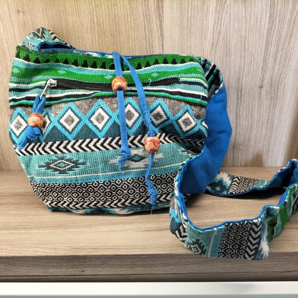 Borsa secchiello a tracolla nepalese in cotone colore celeste-verde